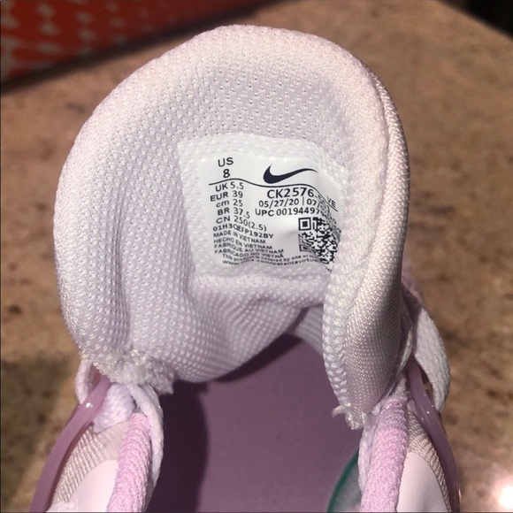 New Nike In Season TR 10 - Picture 3 of 5